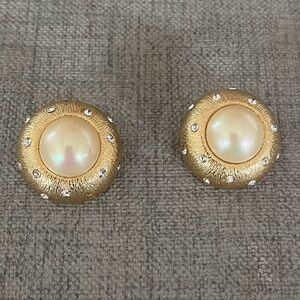 Vintage Christian Dior Classic Round Pearl Brushed Gold Rhinestone Clip Earrings